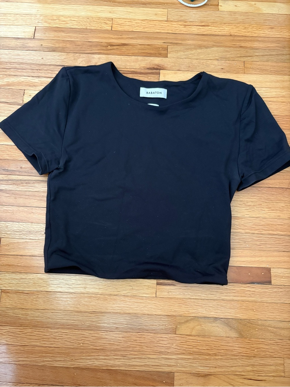Babaton Black Short Sleeve Crewneck Tee cropped